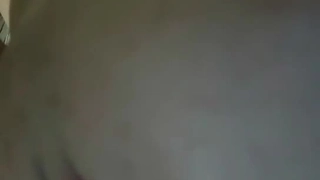 新人美女下海！和炮友操逼大秀！浴室洗澡，抓起大屌吸吮，翘起蜜桃美臀