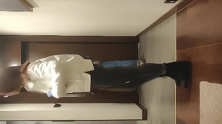 超骚蒙眼美女~脱衣掰穴一字马~吃炮友大鸡巴深侯,极致诱惑 害我撸了一炮又一炮！